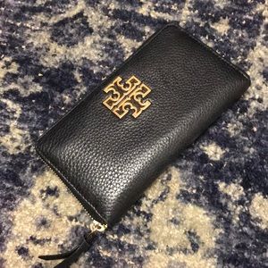 Toru Burch Wallet